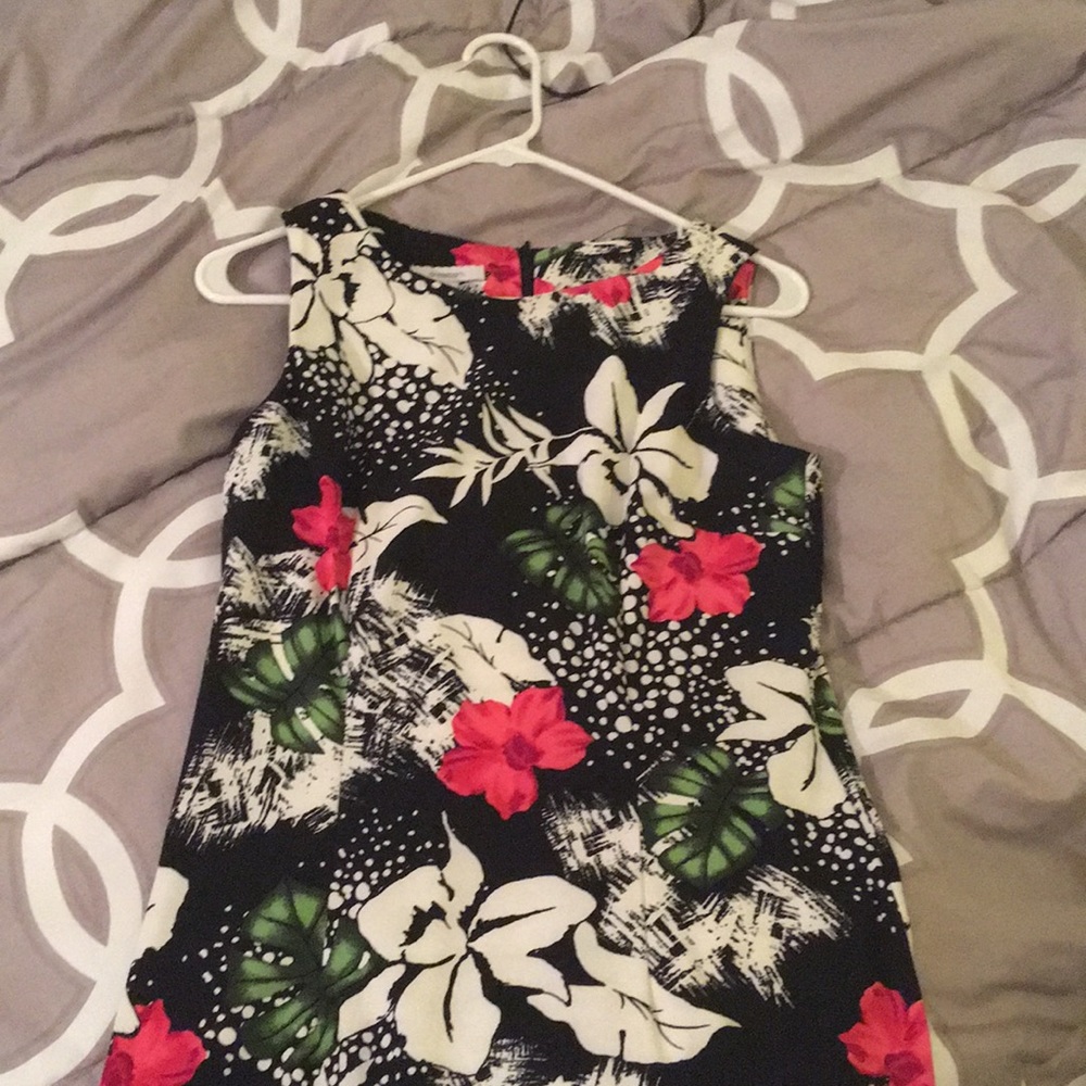 The dress you wear to your divorce hearing